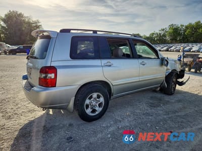 Trzecie zdjęcie samochodu z tyłu: 2007 TOYOTA HIGHLANDER BASE VIN:JTEGD21A170170315 - miniatura