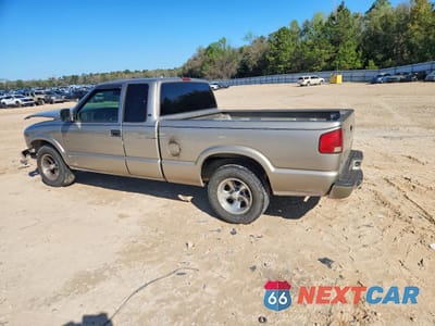 Drugie zdjęcie samochodu z przodu: 2001 CHEVROLET S TRUCK S10 VIN:1GCCS19W118116315 - miniatura