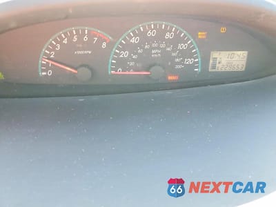 Zdjęcie 9 z 12 samochodu: 2010 TOYOTA YARIS BASE VIN:JTDBT4K34A4068374 - miniatura