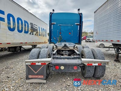 Zdjęcie 6 z 13 samochodu: 2004 KENWORTH CONSTRUCTION W900 VIN:1XKWDB9X94J063743 - miniatura