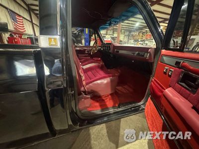 Piąte zdjęcie samochodu w środku: 1986 CHEVROLET C30 VIN:1GCHC34W3GS170104 - miniatura