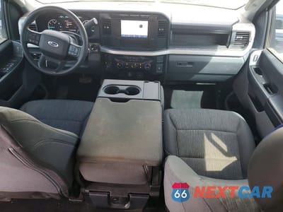 Zdjęcie 8 z 13 samochodu: 2024 FORD F350 VIN:1FT8W3BN2REC97834 - miniatura