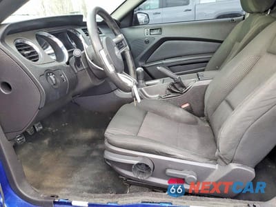 Zdjęcie 7 z 13 samochodu: 2014 FORD MUSTANG VIN:1ZVBP8AMXE5332636 - miniatura