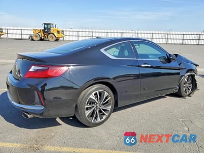 Trzecie zdjęcie samochodu z tyłu: 2017 HONDA ACCORD EXL VIN:1HGCT2B87HA005965 - miniatura