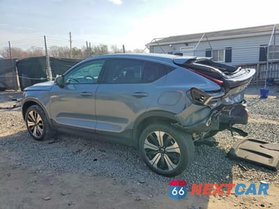 Drugie zdjęcie samochodu z przodu: 2023 VOLVO C40 RECHARGE PLUS VIN:YV4ED3GL3P2035879 - miniatura