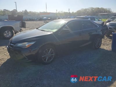 2017 TOYOTA CAMRY SE 4T1BF1FK8HU268946 - główne zdjęcie licytacji z USA - miniatura