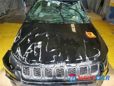 Zdjęcie 12 z 12 samochodu: 2025 JEEP COMPASS LATITUDE VIN:3C4NJDBN1ST574647 - miniatura