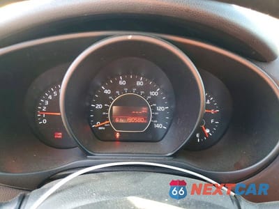 Zdjęcie 9 z 11 samochodu: 2015 KIA SOUL VIN:KNDJN2A21F7226677 - miniatura