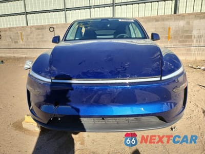 Piąte zdjęcie samochodu w środku: 2026 TESLA MODEL Y VIN:7SAYGDED9TF384189 - miniatura