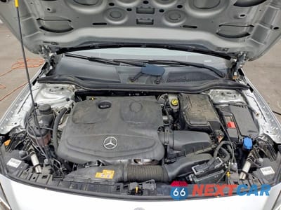 Zdjęcie 12 z 13 samochodu: 2017 MERCEDES-BENZ GLA 250 4MATIC VIN:WDCTG4GB1HJ338420 - miniatura