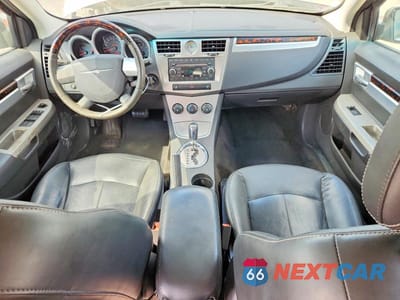 Zdjęcie 8 z 11 samochodu: 2010 CHRYSLER SEBRING LIMITED VIN:1C3CC5FB6AN141190 - miniatura