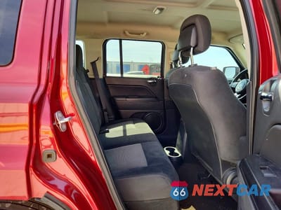 Zdjęcie 10 z 12 samochodu: 2015 JEEP PATRIOT SPORT VIN:1C4NJPBB9FD409951 - miniatura