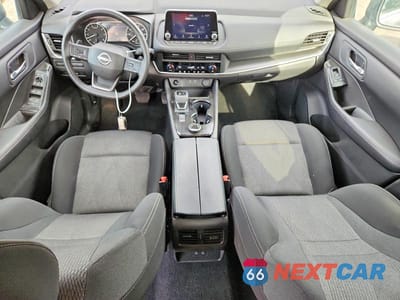 Zdjęcie 8 z 13 samochodu: 2025 NISSAN ROGUE SV VIN:5N1BT3BB0SC806630 - miniatura