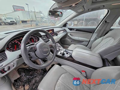 Piąte zdjęcie samochodu w środku: 2017 AUDI A8 QUATTRO VIN:WAUK3AFD2HN009732 - miniatura