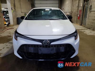 Piąte zdjęcie samochodu w środku: 2022 TOYOTA COROLLA HATCHBACK SE NIGHTSHADE EDITION VIN:JTND4MBE7N3156527 - miniatura