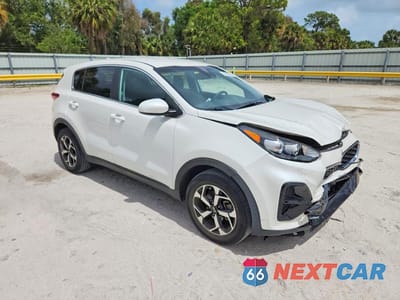 Czwarte zdjęcie samochodu z boku: 2022 KIA SPORTAGE LX VIN:KNDPM3AC1N7023525 - miniatura