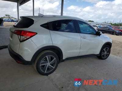 Trzecie zdjęcie samochodu z tyłu: 2021 HONDA HR-V EX VIN:3CZRU5H58MM723035 - miniatura