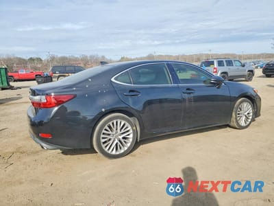 Trzecie zdjęcie samochodu z tyłu: 2016 LEXUS ES 350 BASE VIN:JTHBK1GG4G2212117 - miniatura