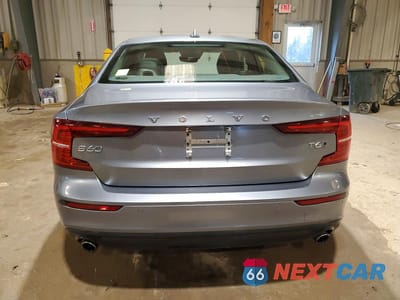 Zdjęcie 6 z 11 samochodu: 2020 VOLVO S60 T6 MOMENTUM VIN:7JRA22TKXLG066754 - miniatura