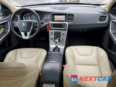 Zdjęcie 8 z 11 samochodu: 2018 VOLVO S60 PLATINUM VIN:LYV402TM9JB174083 - miniatura