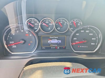 Zdjęcie 9 z 12 samochodu: 2021 CHEVROLET SILVERADO K1500 LT VIN:1GCUYDED9MZ411394 - miniatura