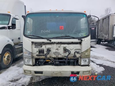 Piąte zdjęcie samochodu w środku: 2015 ISUZU NPR HD DUMP TRUCK VIN:54DC4W1B6FS802842 - miniatura
