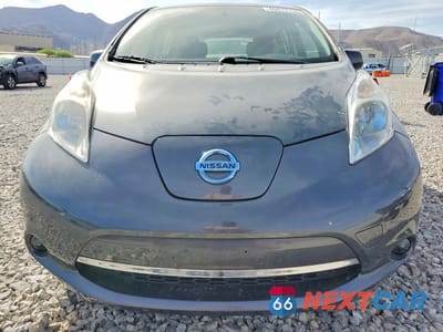 Piąte zdjęcie samochodu w środku: 2013 NISSAN LEAF S VIN:1N4AZ0CPXDC413329 - miniatura