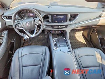 Zdjęcie 8 z 13 samochodu: 2023 BUICK ENCLAVE ESSENCE VIN:5GAERBKW2PJ145006 - miniatura