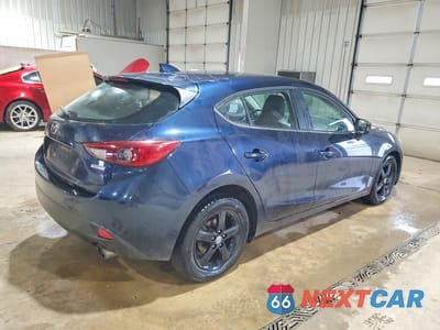 Trzecie zdjęcie samochodu z tyłu: 2016 MAZDA 3 TOURING VIN:JM1BM1M7XG1338682 - miniatura