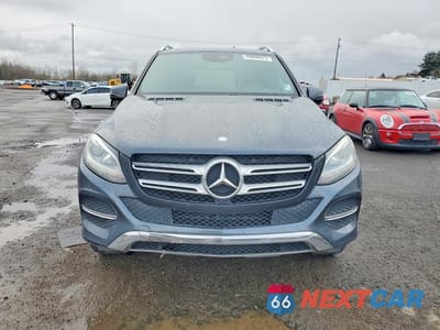 Piąte zdjęcie samochodu w środku: 2016 MERCEDES-BENZ GLE 350 4MATIC VIN:4JGDA5HB2GA747696 - miniatura
