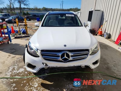 Piąte zdjęcie samochodu w środku: 2019 MERCEDES-BENZ GLC 300 VIN:WDC0G4JB1KV132168 - miniatura