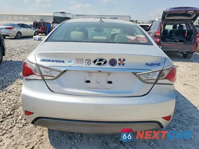Zdjęcie 6 z 11 samochodu: 2015 HYUNDAI SONATA HYBRID BASE VIN:KMHEC4A40FA134186 - miniatura