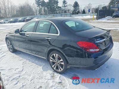 Drugie zdjęcie samochodu z przodu: 2018 MERCEDES-BENZ C 300 4MATIC VIN:WDDWF4KB9JR413374 - miniatura
