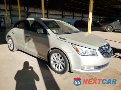 Czwarte zdjęcie samochodu z boku: 2016 BUICK LACROSSE VIN:1G4GB5G34GF193214 - miniatura