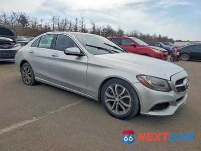 Czwarte zdjęcie samochodu z boku: 2016 MERCEDES-BENZ C 300 4MATIC VIN:55SWF4KB2GU143556 - miniatura