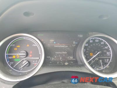 Zdjęcie 9 z 12 samochodu: 2021 TOYOTA CAMRY HYBRID XLE VIN:4T1F31AKXMU569598 - miniatura