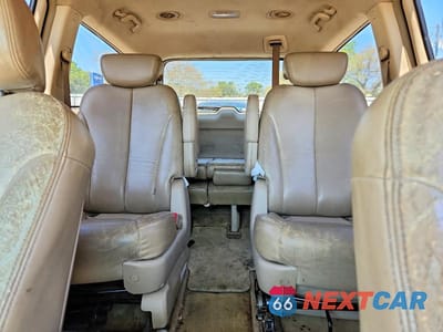 Zdjęcie 10 z 13 samochodu: 2006 KIA SEDONA VIN:KNDMB233466063203 - miniatura