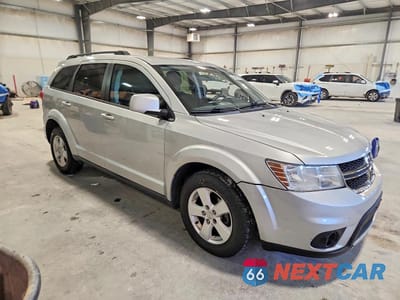 Czwarte zdjęcie samochodu z boku: 2011 DODGE JOURNEY MAINSTREET VIN:3D4PH1FGXBT542846 - miniatura