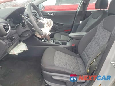 Zdjęcie 7 z 12 samochodu: 2019 HYUNDAI IONIQ BLUE VIN:KMHC65LC1KU158420 - miniatura