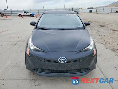 Piąte zdjęcie samochodu w środku: 2016 TOYOTA PRIUS C FOUR VIN:JTDKBRFU5G3500309 - miniatura