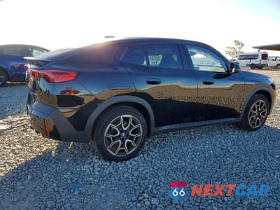 Trzecie zdjęcie samochodu z tyłu: 2025 BMW X2 XDRIVE28I VIN:WBX63GM06S5163930 - miniatura