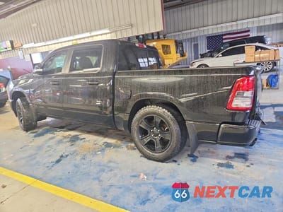 Drugie zdjęcie samochodu z przodu: 2020 RAM 1500 BIG HORN VIN:1C6SRFFT1LN327637 - miniatura