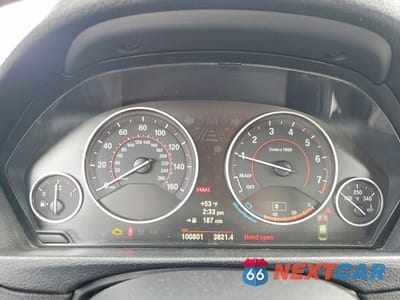 Zdjęcie 9 z 12 samochodu: 2013 BMW 335 XI VIN:WBA3B9C55DF140936 - miniatura