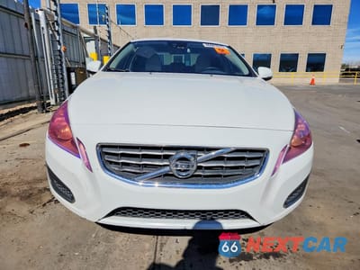 Piąte zdjęcie samochodu w środku: 2012 VOLVO S60 T5 VIN:YV1622FS4C2049360 - miniatura