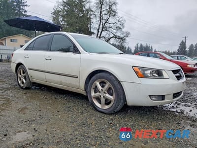 Czwarte zdjęcie samochodu z boku: 2008 HYUNDAI SONATA SE V6 VIN:5NPEU46F08H403598 - miniatura