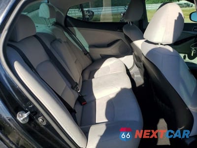 Zdjęcie 10 z 12 samochodu: 2012 KIA OPTIMA LX VIN:5XXGM4A70CG045870 - miniatura