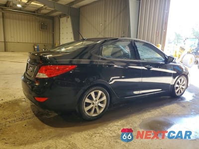 Trzecie zdjęcie samochodu z tyłu: 2014 HYUNDAI ACCENT GLS VIN:KMHCU4AE9EU704017 - miniatura