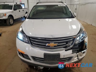 Piąte zdjęcie samochodu w środku: 2017 CHEVROLET TRAVERSE PREMIER VIN:1GNKVJKD9HJ230875 - miniatura