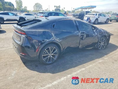 Trzecie zdjęcie samochodu z tyłu: 2023 TOYOTA PRIUS LIMITED VIN:JTDACAAU7P3013310 - miniatura