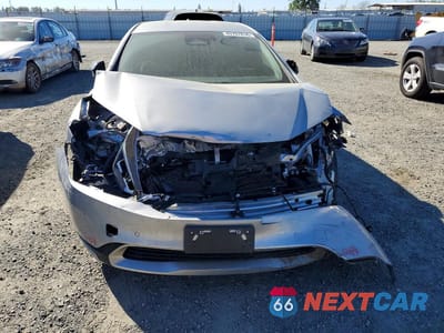 Piąte zdjęcie samochodu w środku: 2023 TOYOTA PRIUS PRIME SE VIN:JTDACACU2P3009887 - miniatura